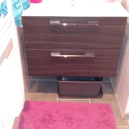 Pres De La אנדרנוס-לה-באינס