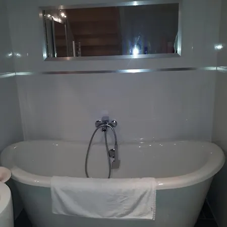 Pres De La אנדרנוס-לה-באינס