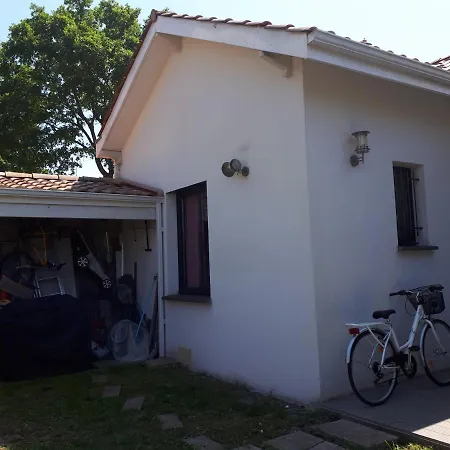 Pres De La אנדרנוס-לה-באינס