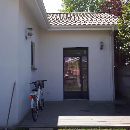 Villa Pres De La